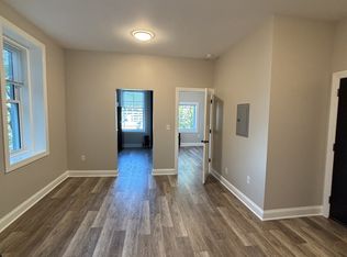 421 W 3rd St #101, Duluth, MN 55806