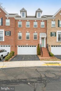 47656 Leopards Chase Ter, Sterling, VA, 20165