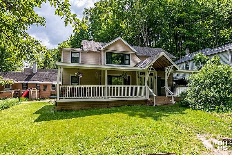 15 Mountain Ln, Saranac Lake, NY 12983 MLS 179021 Zillow