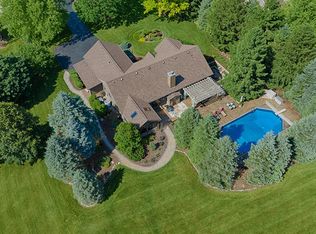 10407 Saddlebred Trl, Woodstock, IL 60098