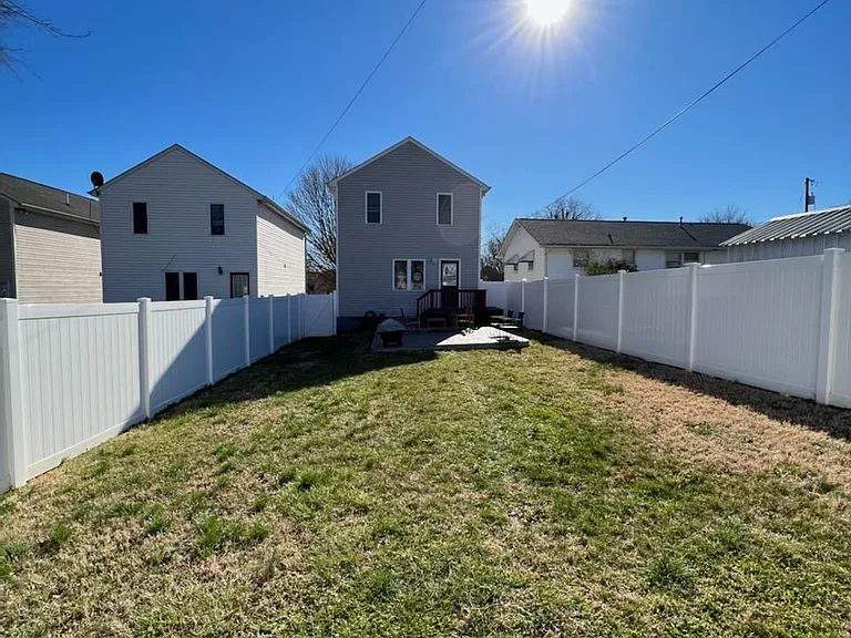 1804 Powhatan St — Photo 5