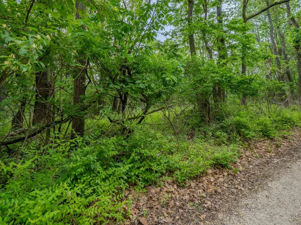 N Stewart St, Creve Coeur, IL 61610