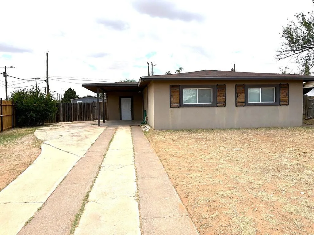 2 bed, 1.0 bath, 1000 sqft, $1,795 — Photo 2