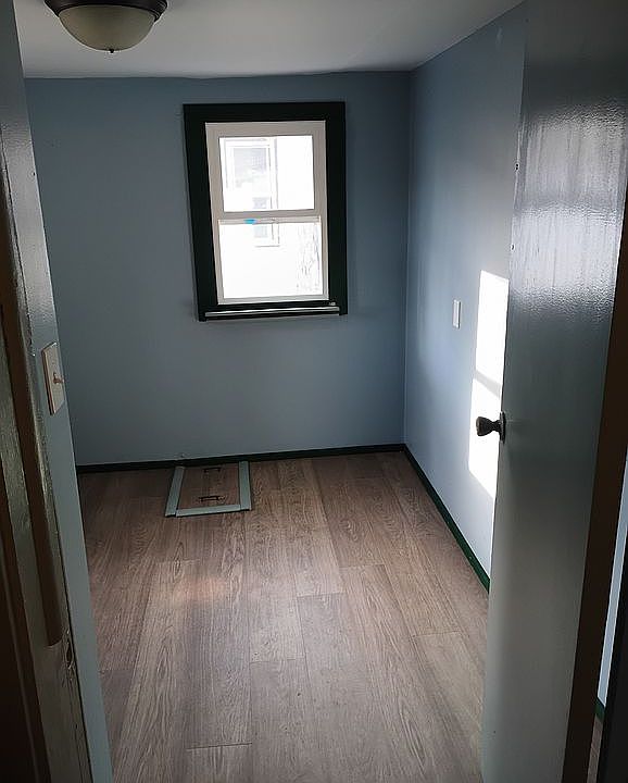 37th image of 23618 Tyler St