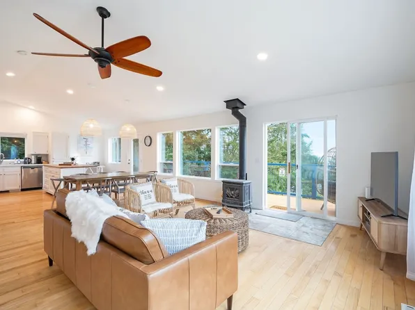 2319 Happy Ln #Id1036006p, Oak Harbor, WA 98277