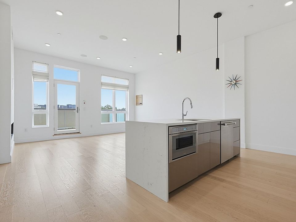 1st image of 20 W 5th St #5D