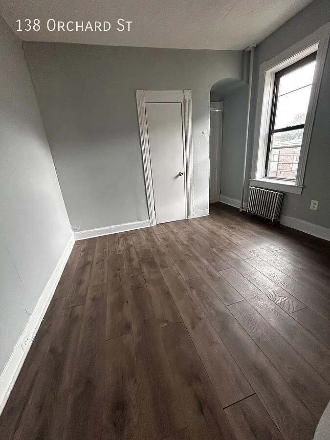 138 Orchard St — Photo 2