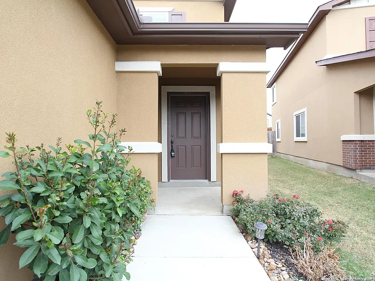 10431 Legacy Hl — Photo 2