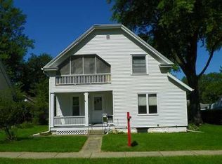 440 4th St, Marion, IA 52302