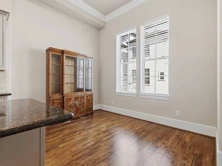 2707 Cohn Trl — Photo 20