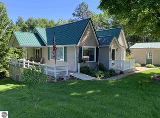 4867 E Washington Rd, Clare, MI 48617