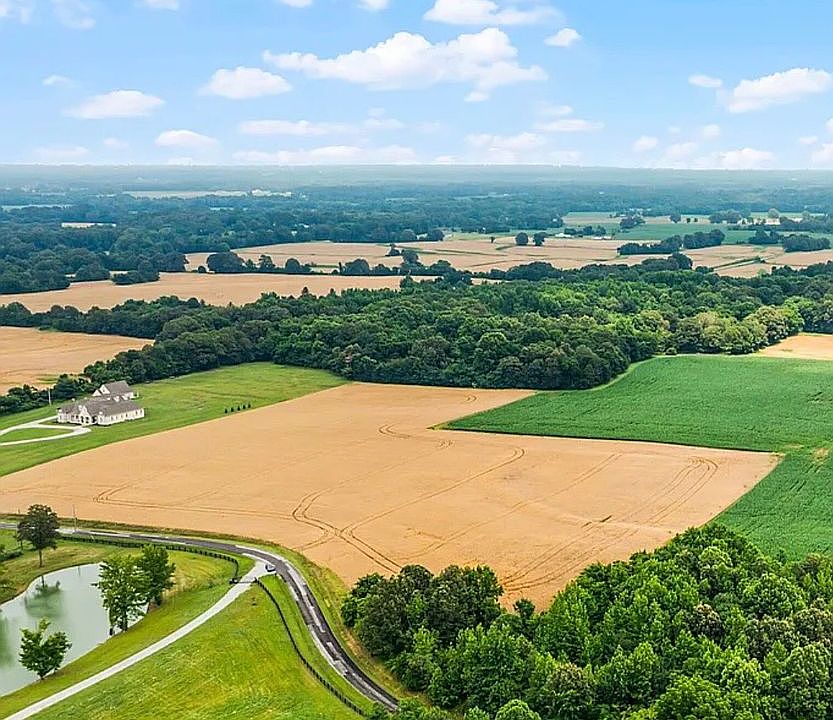 1st image of Dade Ellington Rd