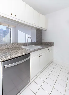 Rented by Brown Harris Stevens | media 7