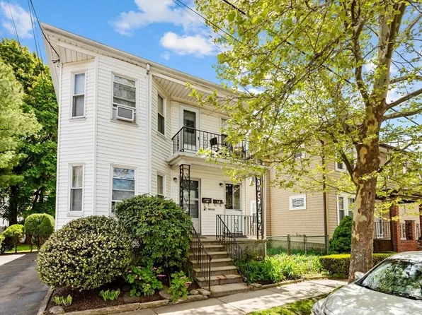 14-16 Hull St, Belmont, MA 02478