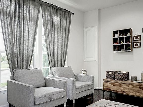 Basement// Family Room