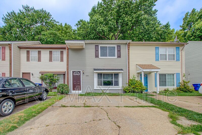 1st image of 5375 Grand Lake Cres