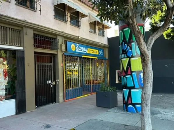 v12218, 12218 Venice Blvd APT D, Los Angeles, CA 90066