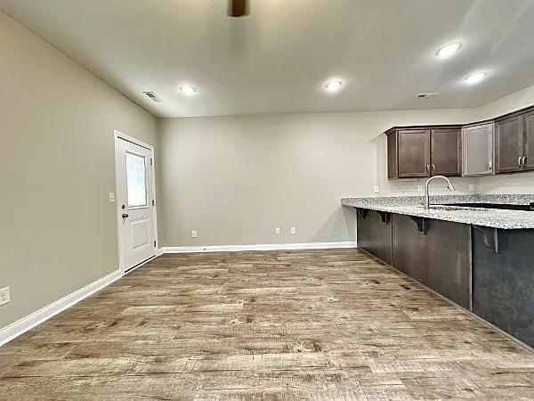 1172 Meadowhill Ln #C — Photo 8