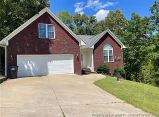 111 Oakmount Dr, Raeford, NC 28376