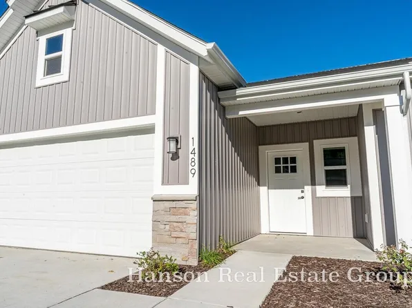 1389 Center Hill Rd SE #29, Lowell, MI 49331