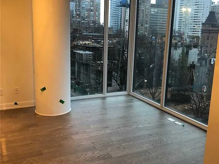 17 Dundonald St #502 — Photo 5