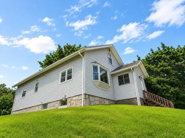 434 Hamilton St, Worcester, MA 01604