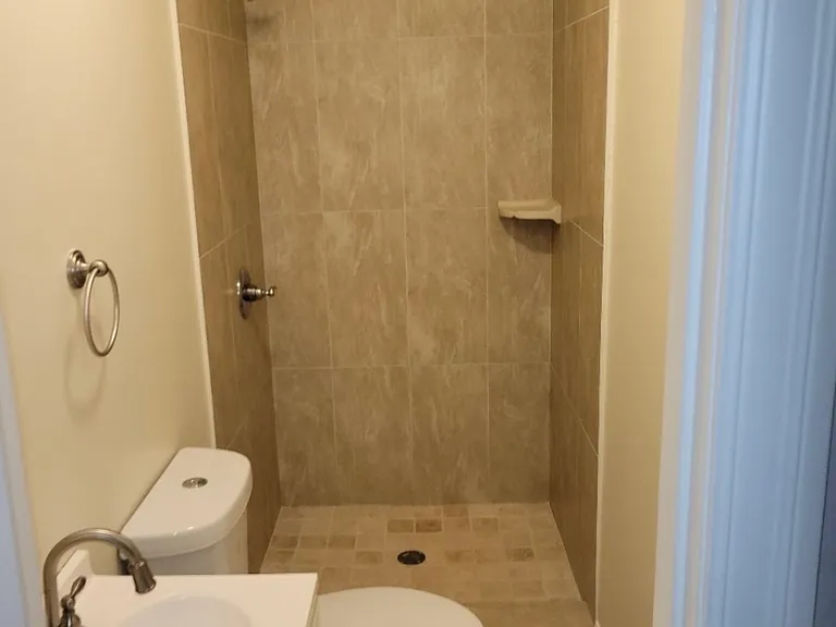 6918 Irvington Blvd #6918B — Photo 19
