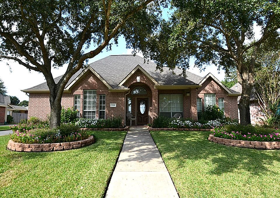 1st image of 2814 Norwood Hills Dr