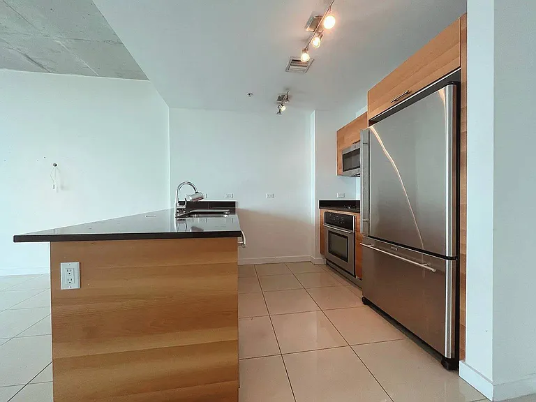 3301 NE 1st Ave #H1011 — Photo 3