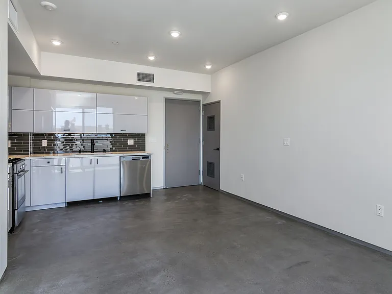 11588 W Pico Blvd #206 — Photo 5