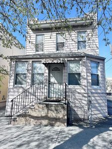 71-50 73rd Pl #2, Ridgewood, NY, 11385