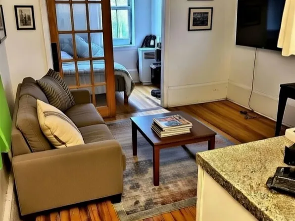 90 Rivington Street image 1 of 4