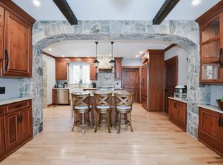 43 Ten Acre Rd, New Britain, CT 06052