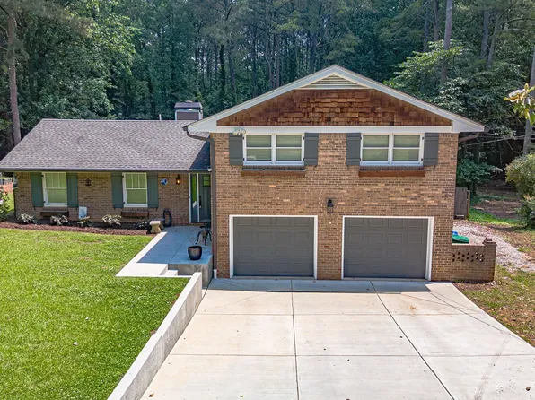 4456 Lake Ivanhoe Dr, Tucker, GA 30084