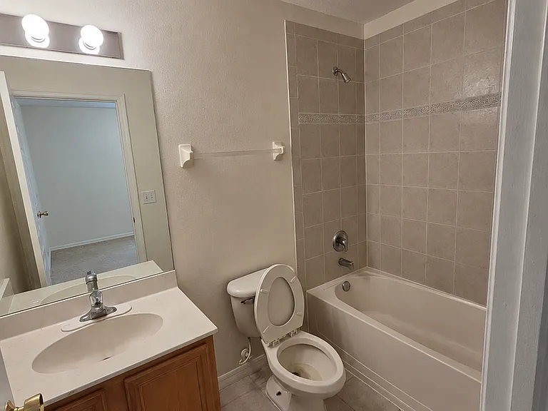 8511 Trail Wind Dr — Photo 20