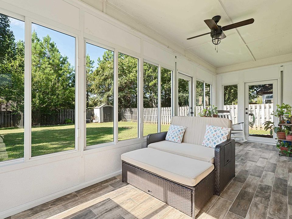 1st image of 121 Waterford Highlands Trl