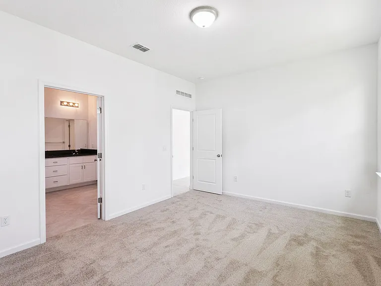 3712 Watercliff Cir — Photo 12