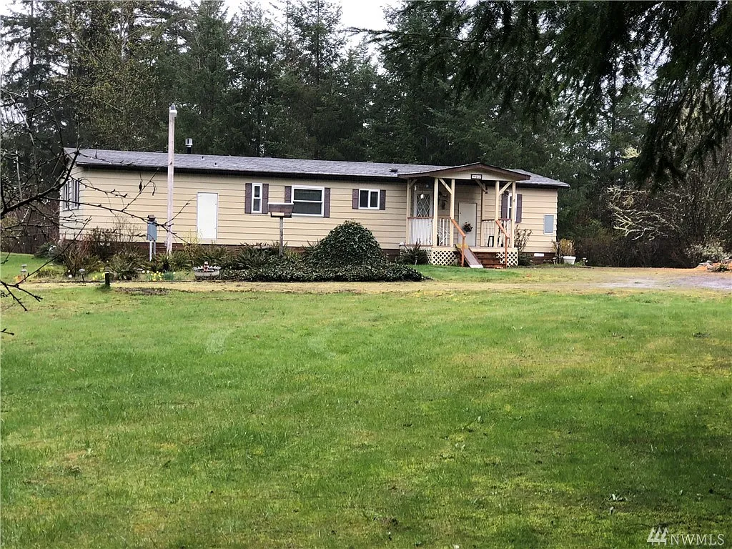 903 Tipsoo Loop N photo 1