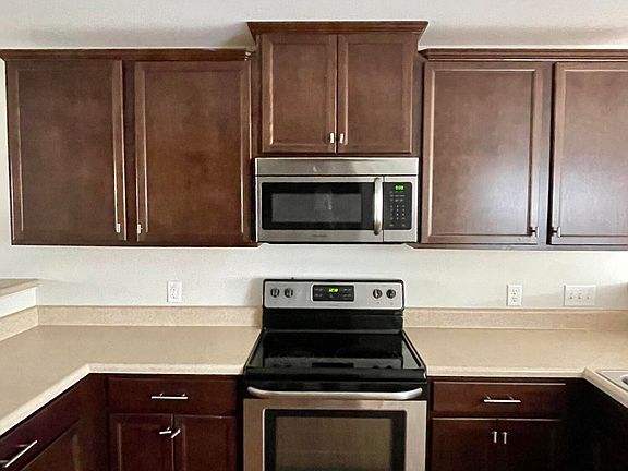 4th image of 4240 Cherry Laurel Lane SE