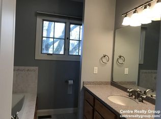 91 Burlington St, Lexington, MA 02420