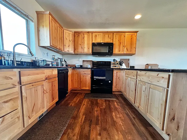 3660 W 25th St #1402 — Photo 5
