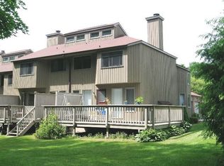 30 Far View Cmns #30, Southbury, CT 06488