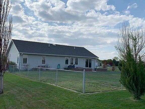 5th image of 1802 Park Dr