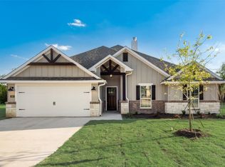 306 Newton St, Valley View, TX 76272
