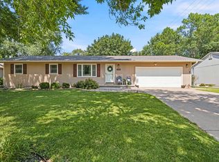 2231 Alta Dr, Manhattan, KS 66502