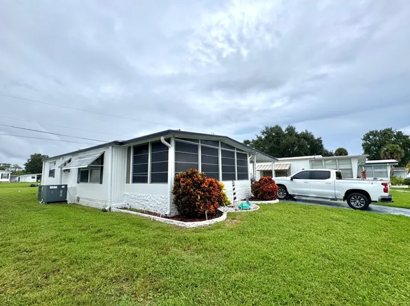 1260 Valley Forge Dr, Daytona Beach, FL 32119