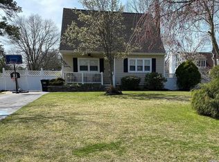 234 Hagerman Ave, East Patchogue, NY 11772