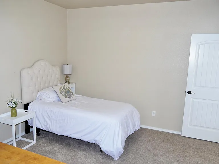 8409 Crooked Branch Ln — Photo 25