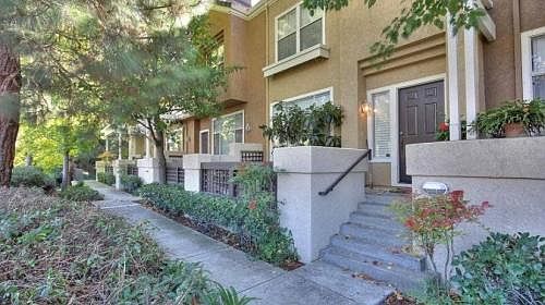 1st image of 429 Camille Cir