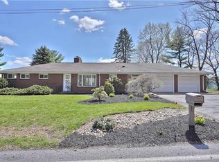 6208 Hilltop Rd, Orefield, PA 18069